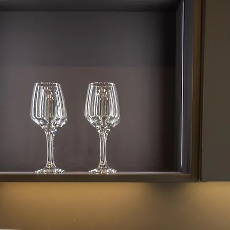 Loftnoir Spacious & Very Close To Seafront Appartement Sliema